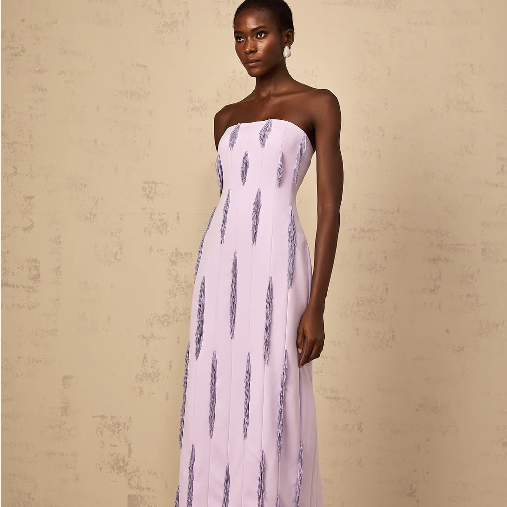 Elegant Strapless Lavender Evening Gown - Picture 3 of 5